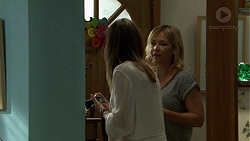 Sonya Rebecchi, Steph Scully in Neighbours Episode 7521