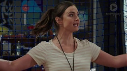 Amy Williams in Neighbours Episode 