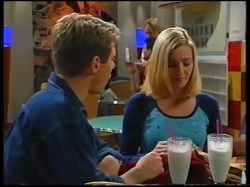 Lance Wilkinson, Amy Greenwood in Neighbours Episode 