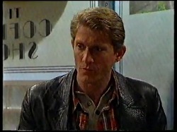 Mike Healy in Neighbours Episode 