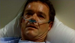 Paul Robinson in Neighbours Episode 