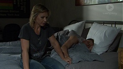 Steph Scully, Mark Brennan in Neighbours Episode 