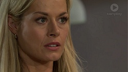 Andrea Somers (posing as Dee) in Neighbours Episode 7531