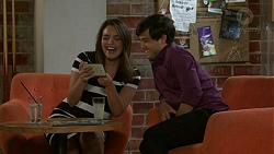 Paige Novak, David Tanaka in Neighbours Episode 