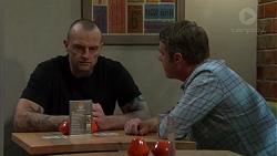 Kev McNally, Gary Canning in Neighbours Episode 
