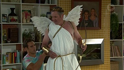 Aaron Brennan, Karl Kennedy in Neighbours Episode 