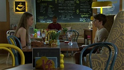 Willow Somers (posing as Willow Bliss), Jimmy Williams in Neighbours Episode 7538