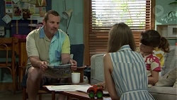 Toadie Rebecchi, Willow Somers (posing as Willow Bliss), Nell Rebecchi in Neighbours Episode 7538