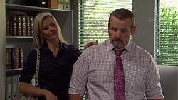 Andrea Somers (posing as Dee), Toadie Rebecchi in Neighbours Episode 7551