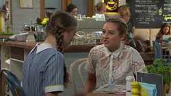Willow Somers (posing as Willow Bliss), Piper Willis in Neighbours Episode 7552