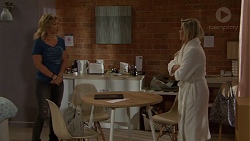Steph Scully, Andrea Somers (posing as Dee) in Neighbours Episode 7554