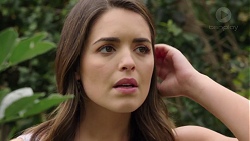 Paige Novak in Neighbours Episode 