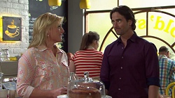 Lauren Turner, Brad Willis in Neighbours Episode 