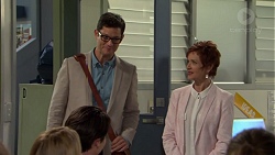 Finn Kelly, Susan Kennedy in Neighbours Episode 