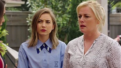 Piper Willis, Lauren Turner in Neighbours Episode 