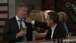 Clive Gibbons, Paul Robinson in Neighbours Episode 7565