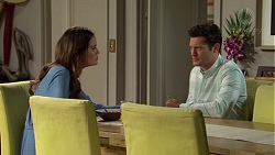 Elly Conway, Finn Kelly in Neighbours Episode 