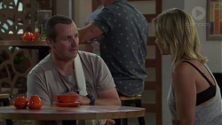 Toadie Rebecchi, Steph Scully in Neighbours Episode 