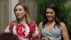 Piper Willis, Paige Novak in Neighbours Episode 