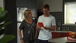 Steph Scully, Mark Brennan in Neighbours Episode 