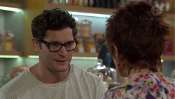 Finn Kelly, Susan Kennedy in Neighbours Episode 