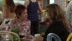 Susan Kennedy, Gary Canning, Terese Willis in Neighbours Episode 7583