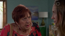 Angie Rebecchi, Sonya Rebecchi in Neighbours Episode 7583