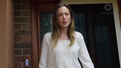 Sonya Rebecchi in Neighbours Episode 7585