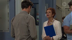 Finn Kelly, Susan Kennedy in Neighbours Episode 7589