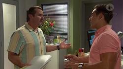 Toadie Rebecchi, Aaron Brennan in Neighbours Episode 