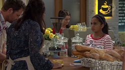 Shane Rebecchi, Dipi Rebecchi, Kirsha Rebecchi in Neighbours Episode 7595