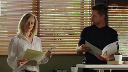 Ellen Crabb, Mark Brennan in Neighbours Episode 