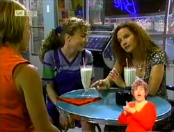 Danni Stark, Debbie Martin, Cody Willis in Neighbours Episode 