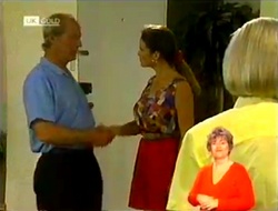 Len Mangel, Julie Robinson, Helen Daniels in Neighbours Episode 