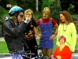 Brett Stark, Debbie Martin, Danni Stark, Cody Willis in Neighbours Episode 