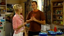 Sindi Watts, Stuart Parker in Neighbours Episode 