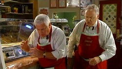 Lou Carpenter, Harold Bishop in Neighbours Episode 4759