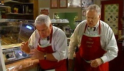 Lou Carpenter, Harold Bishop in Neighbours Episode 4759