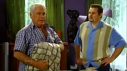 Lou Carpenter, Toadie Rebecchi in Neighbours Episode 