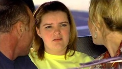 Kim Timmins, Bree Timmins, Janelle Timmins in Neighbours Episode 4961