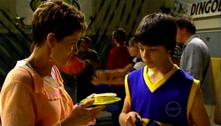 Susan Kennedy, Zeke Kinski in Neighbours Episode 4973