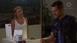 Steph Scully, Mark Brennan in Neighbours Episode 