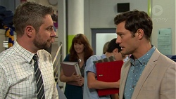 Wayne Baxter, Finn Kelly in Neighbours Episode 