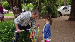 Karl Kennedy, Nell Rebecchi in Neighbours Episode 