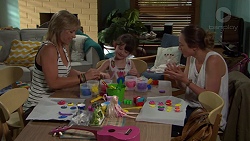 Steph Scully, Nell Rebecchi, Sonya Rebecchi in Neighbours Episode 