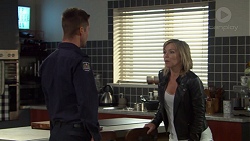 Mark Brennan, Steph Scully in Neighbours Episode 