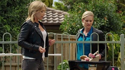 Steph Scully, Ellen Crabb in Neighbours Episode 
