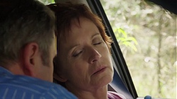 Karl Kennedy, Susan Kennedy in Neighbours Episode 7612