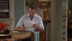 Toadie Rebecchi in Neighbours Episode 