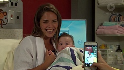 Paige Novak, Gabriel Smith in Neighbours Episode 